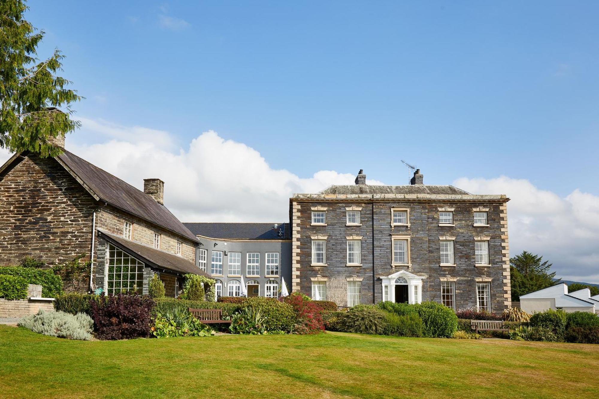 Macdonald Plas Talgarth Resort Pennal Экстерьер фото