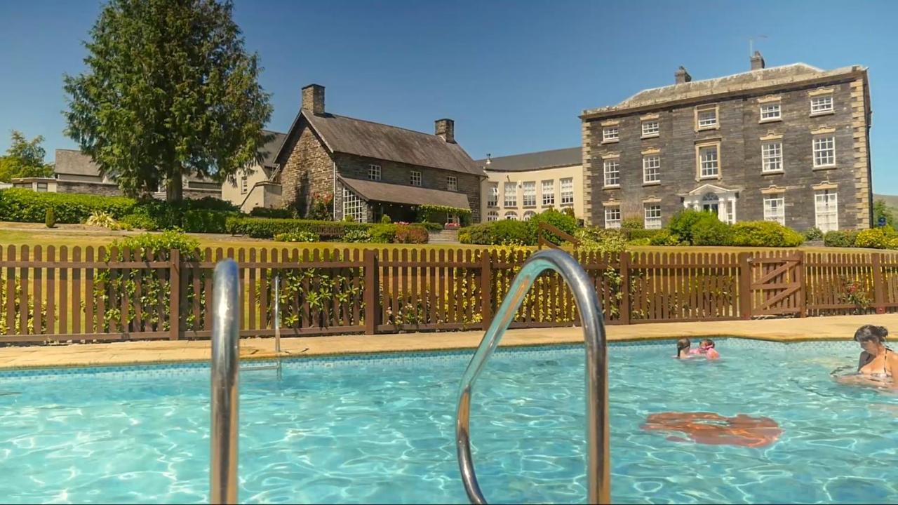 Macdonald Plas Talgarth Resort Pennal Экстерьер фото